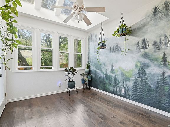 2nd image of 13402 VISTA DEL REY