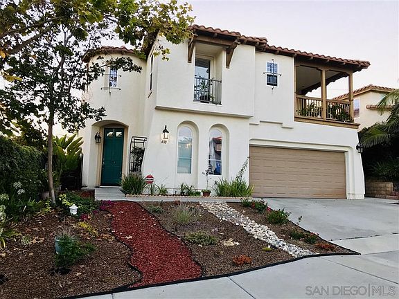 2nd image of 430 Avenida Gabriel
