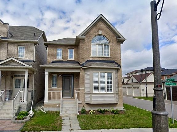 2nd image of 32 Toulouse Ct