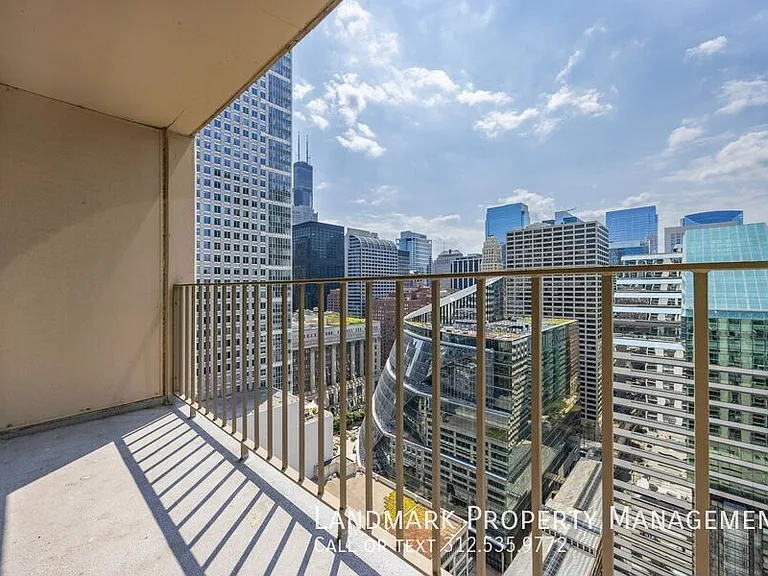 200 N Dearborn St #3201 — Photo 20
