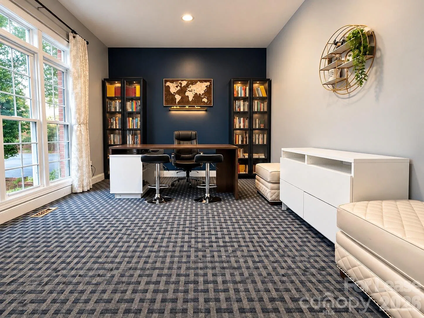 4 bed, 3.5 bath, 4272 sqft, $6,000 — Photo 3