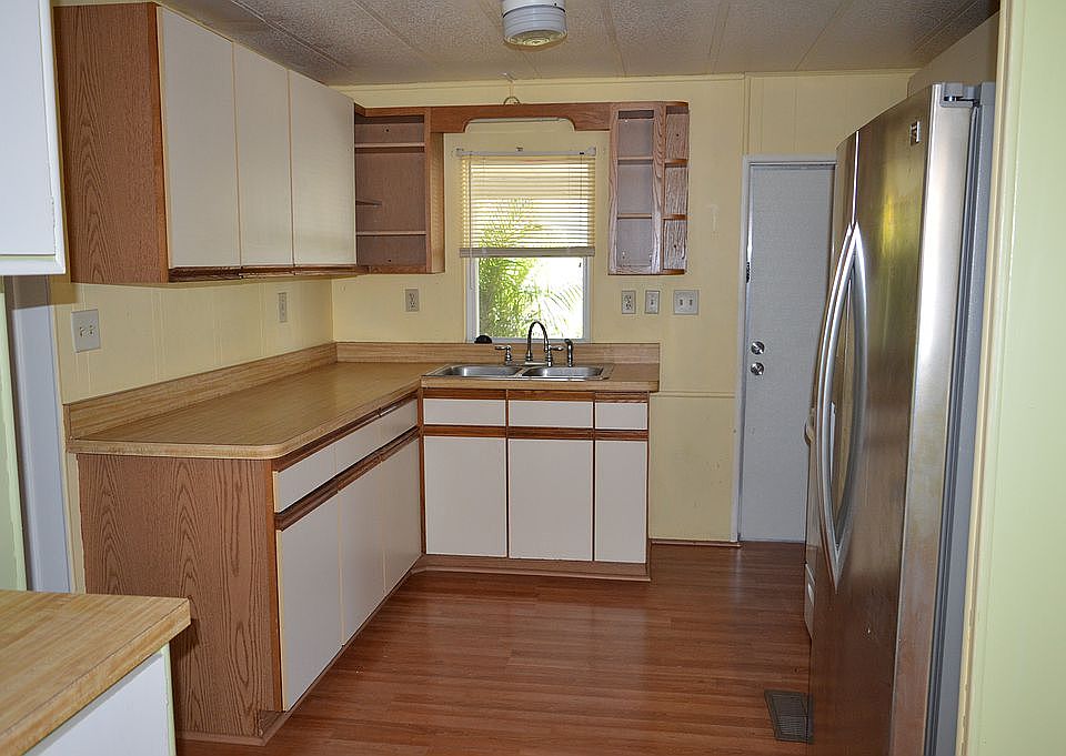 1st image of 28 Deer Ln