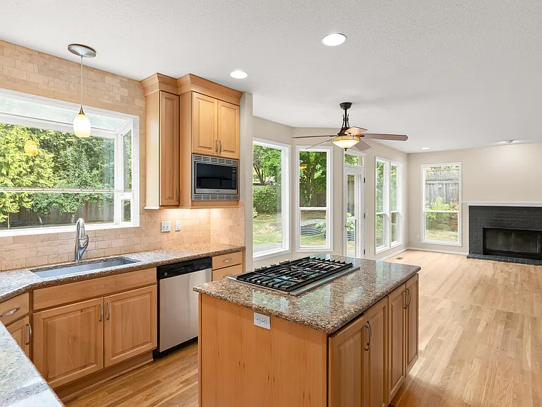 8307 SW 64th Ave — Photo 22