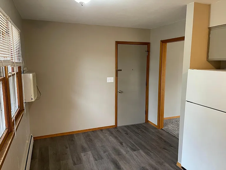 608 S Anderson St — Photo 11