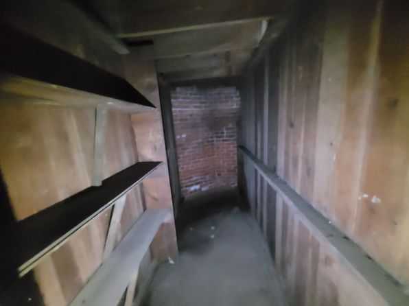 detroit-michigan-88398033 picture