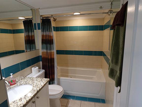 4th image of 5523 Ocean Blvd. N #1804