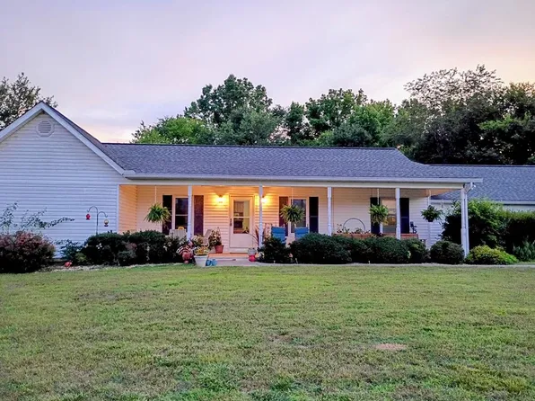 303 Wilson Rd, Chatsworth, GA 30705