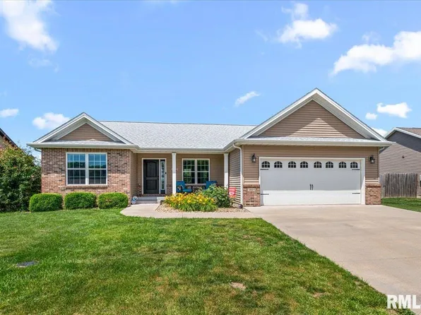 1815 Prairie Vista Dr, Chatham, IL 62629
