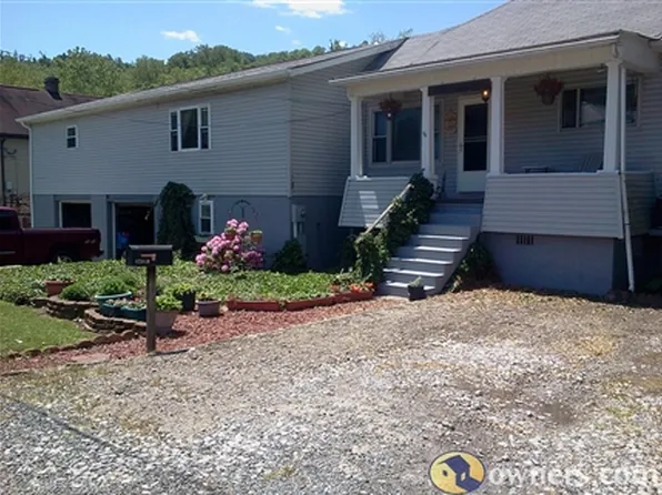 67950 Worley Ave, Bridgeport, OH 43912