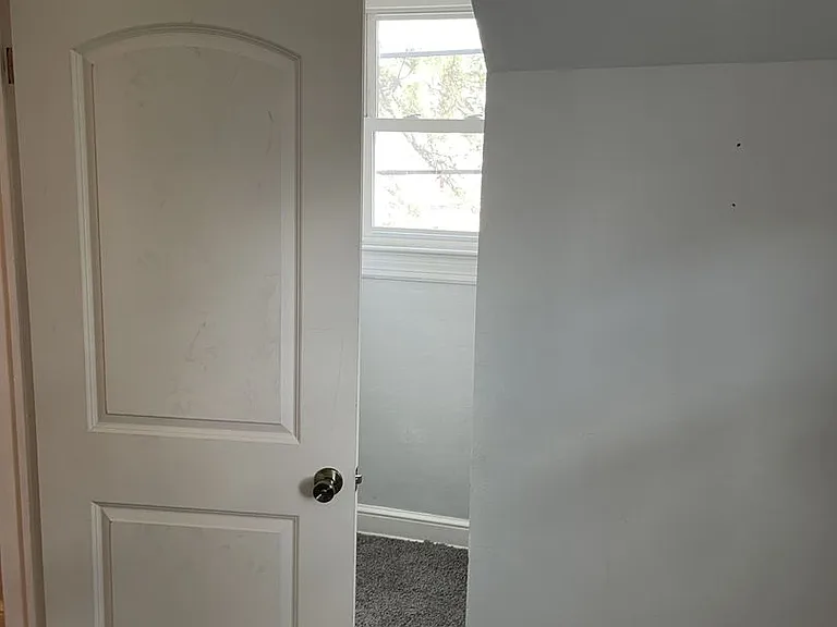 8 Ansell Ave — Photo 3