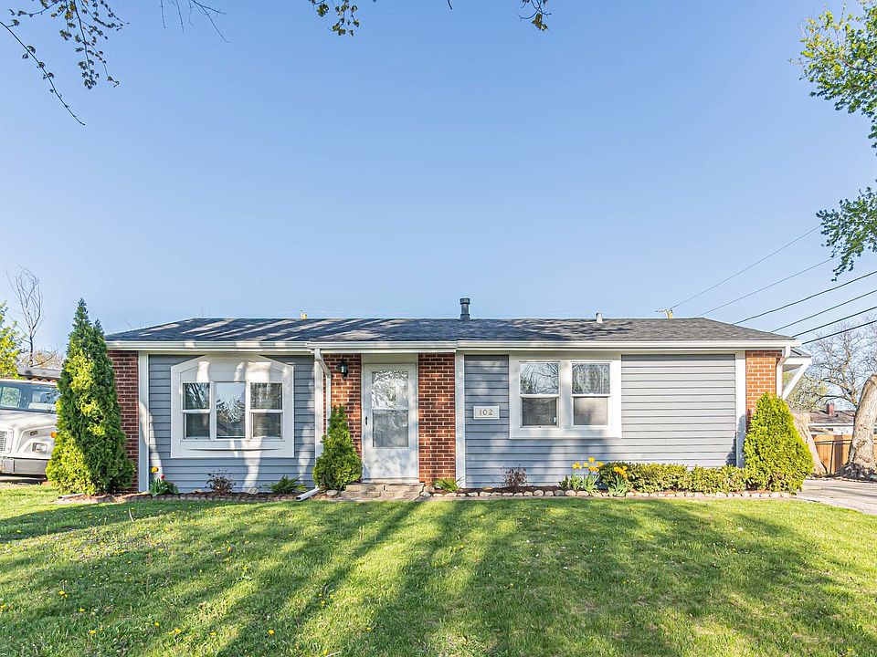 1st image of 102 Adobe Cir