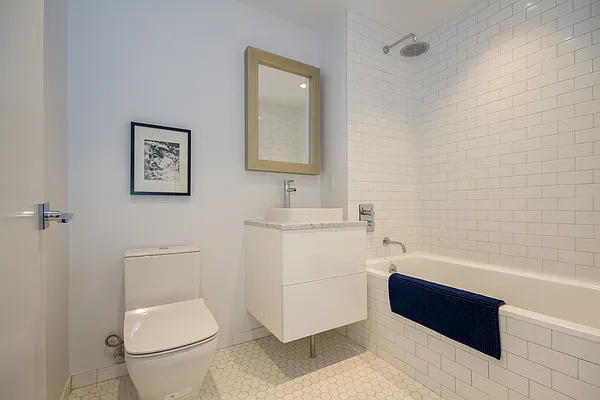 Sold by Hello Living LLC | media 7