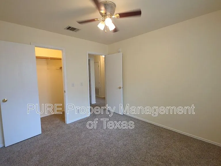 609 Losoya Ct — Photo 29