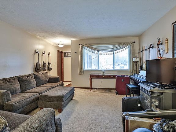 4th image of 434 5th St