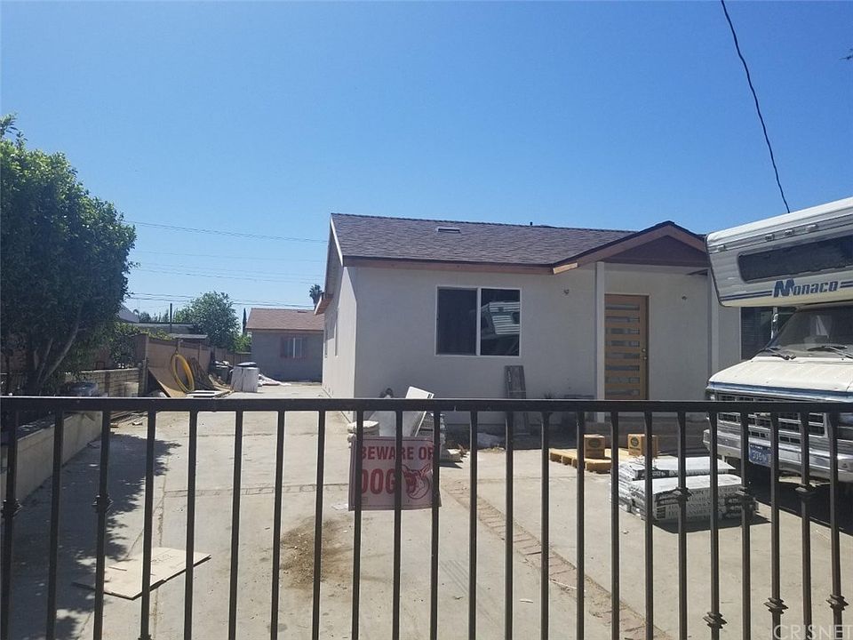 1st image of 13380 Kagel Canyon St