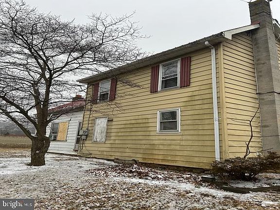 4th image of 11736 Mapleville Rd