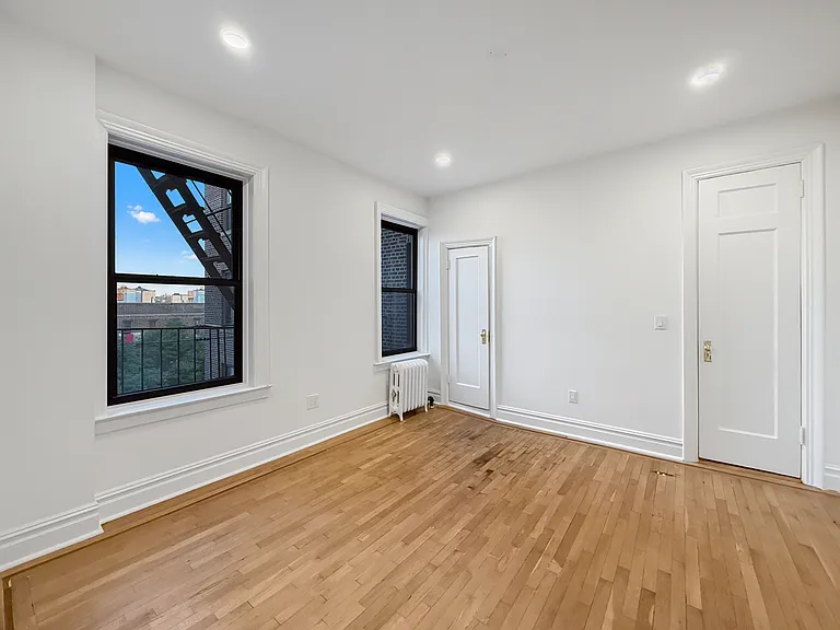 1212 Ocean Ave #5E — Photo 6