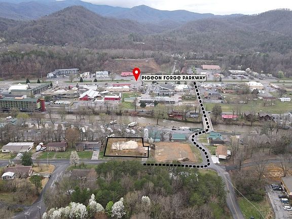 5th image of 4014 Hitching Post Rd