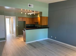 660 W Bonita Ave #20J, Claremont, CA 91711