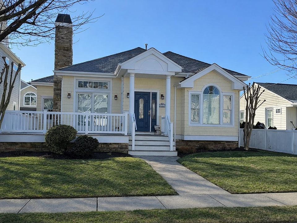 1st image of 12 Walnut Rd