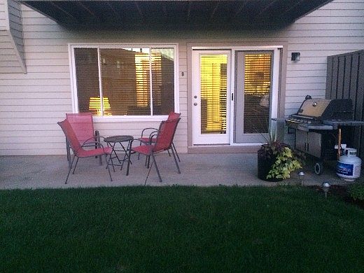 1st image of 235 Crestview Dr