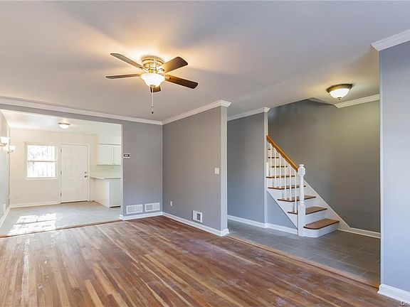3rd image of 1054 E 227th St