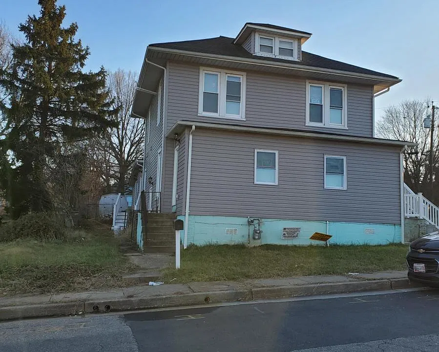 3247 Magnolia Ave