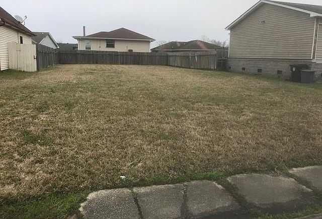 2nd image of 5513 Patio Way