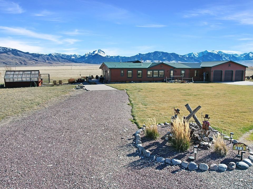 37 Staggers Lane South