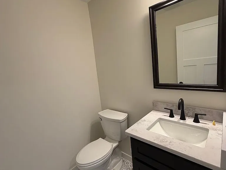 2102 Cottage Hill Cir — Photo 5