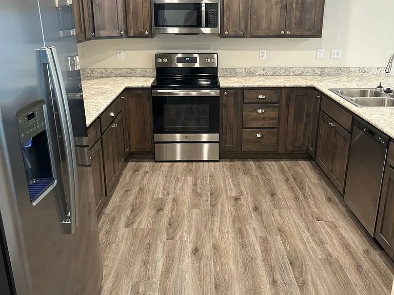 711 Black Diamond St — Photo 1