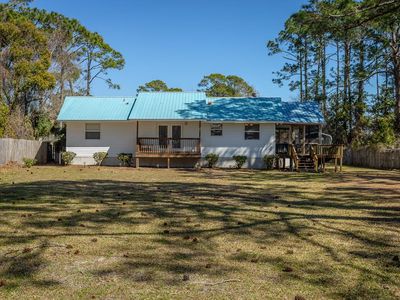 10 6th St, Eastpoint, FL, 32328