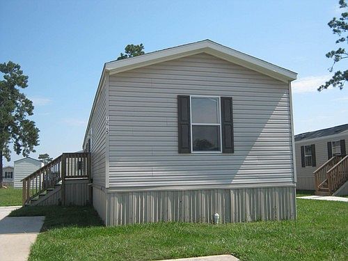 1st image of 1215 Woodyard Dr