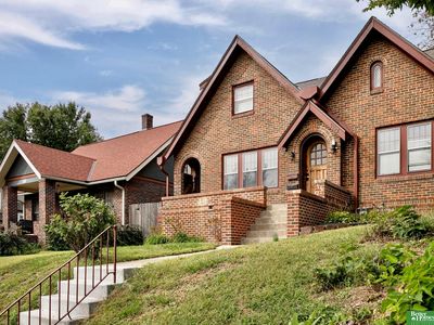 1112 S 60th St, Omaha, NE, 68106