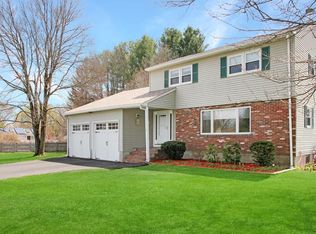 3 Jade St, Methuen, MA 01844