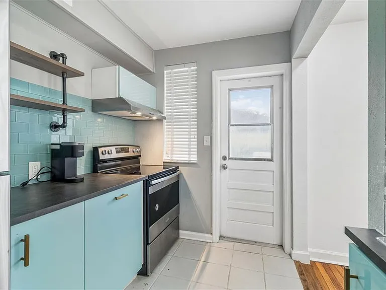 601 Swann Dr — Photo 11