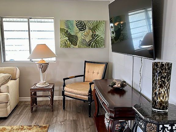 5th image of 214 Spanish Lakes Dr