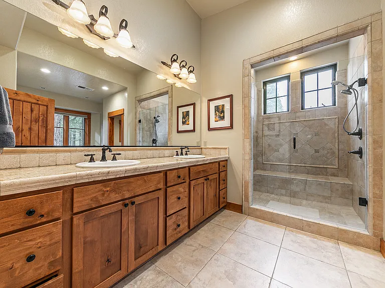 11172 Comstock Dr — Photo 19
