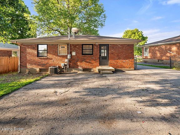 5th image of 3514 Saint Edwards Dr