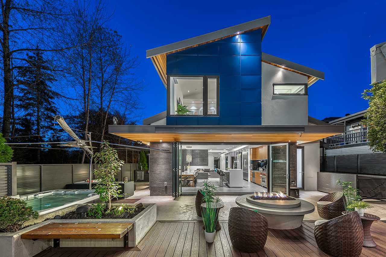 4718 Cambridge St, Burnaby, BC V5C 1H7 Zillow
