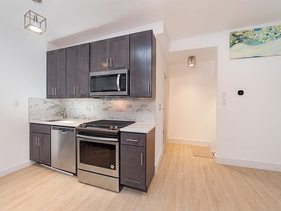 2nd image of 435 Pacific Ave Floor 2