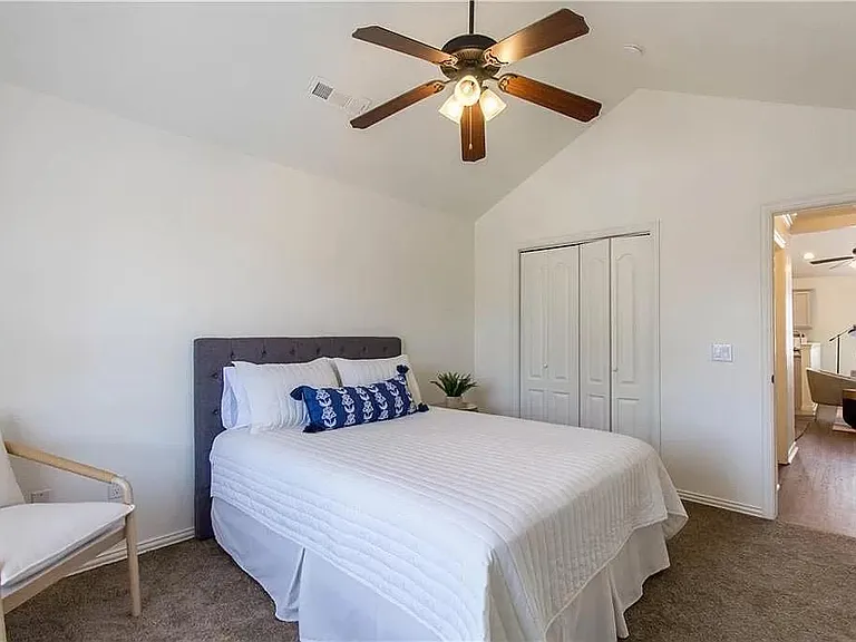 774 W Breeze Cv — Photo 14