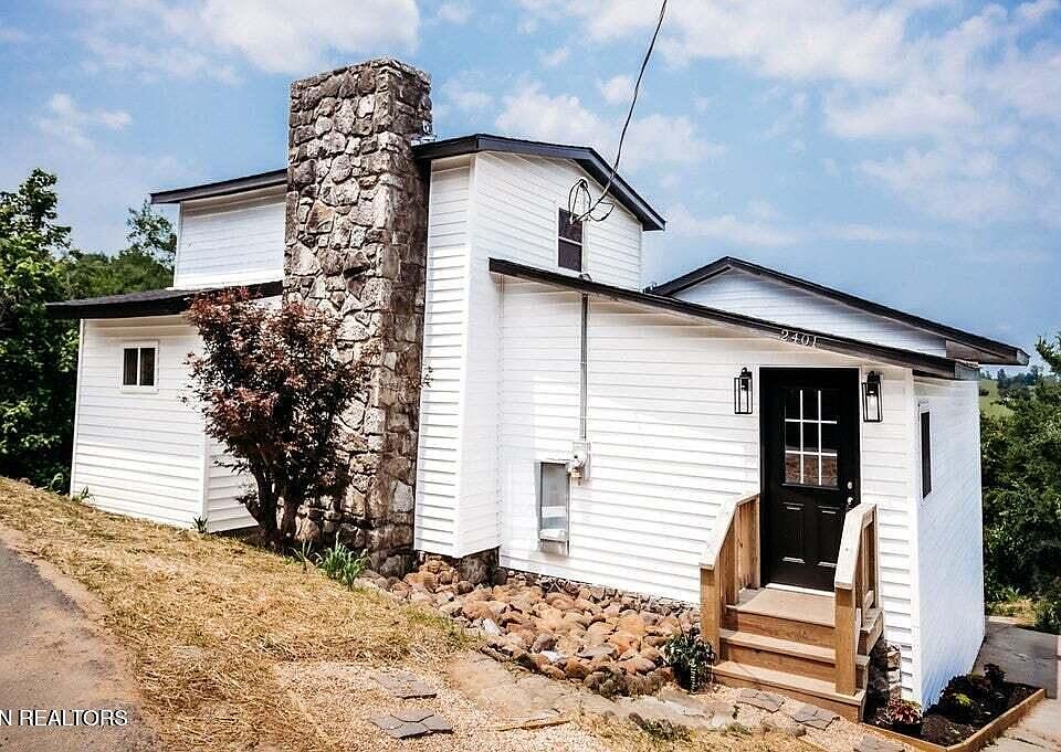 1st image of 2401 Top View Cir