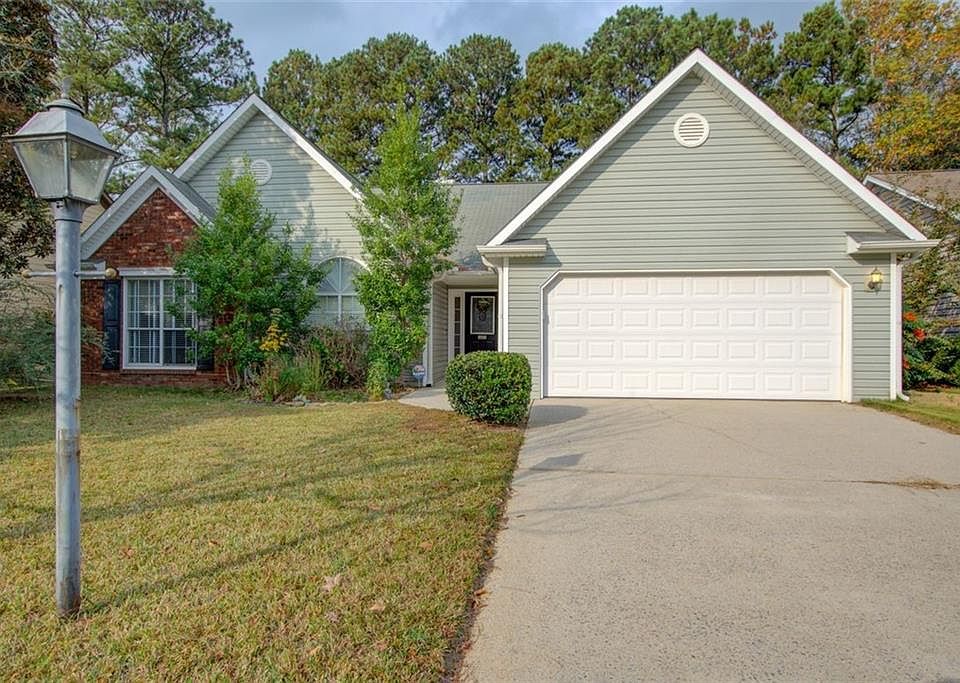 1st image of 2037 Steffi Ln