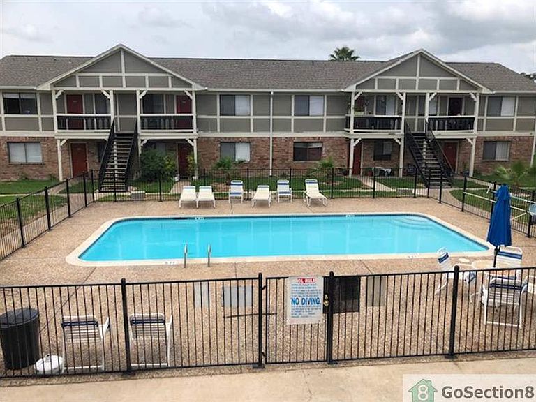 401 Lakeview Dr Clute, TX, 77531 Apartments for Rent Zillow