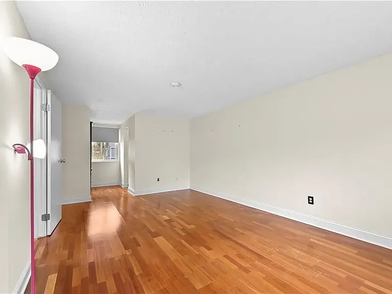 4608 Rosemear Ct — Photo 23