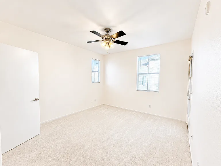 1346 Nicolette Ave #1235 — Photo 11