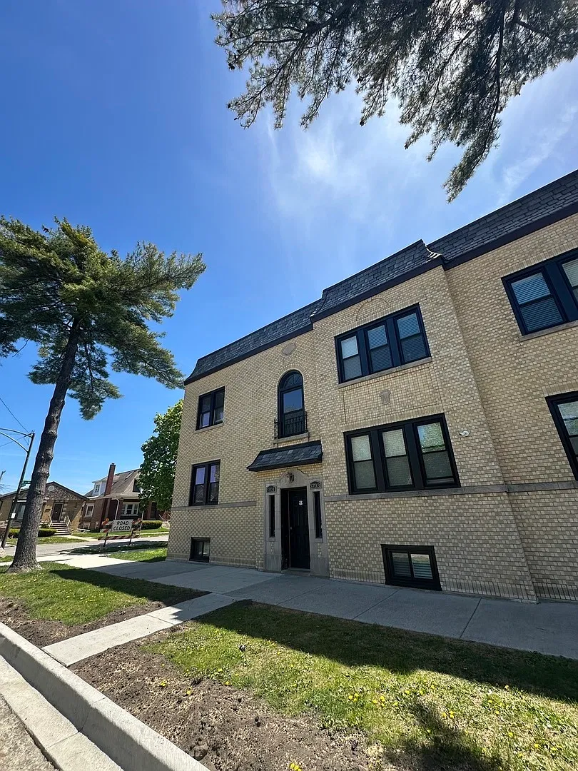 1 bed, $1,600 — Photo 1