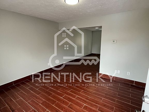 5th image of 182 S Killarney Ln APT 1