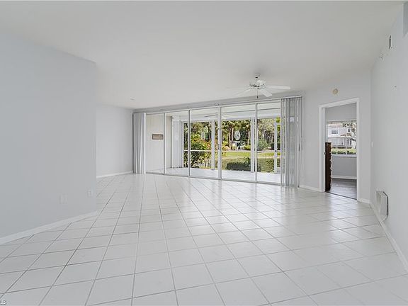 5th image of 7576 Oleander Gate DR #102